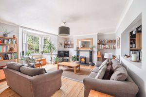 Photo 1- click for photo gallery